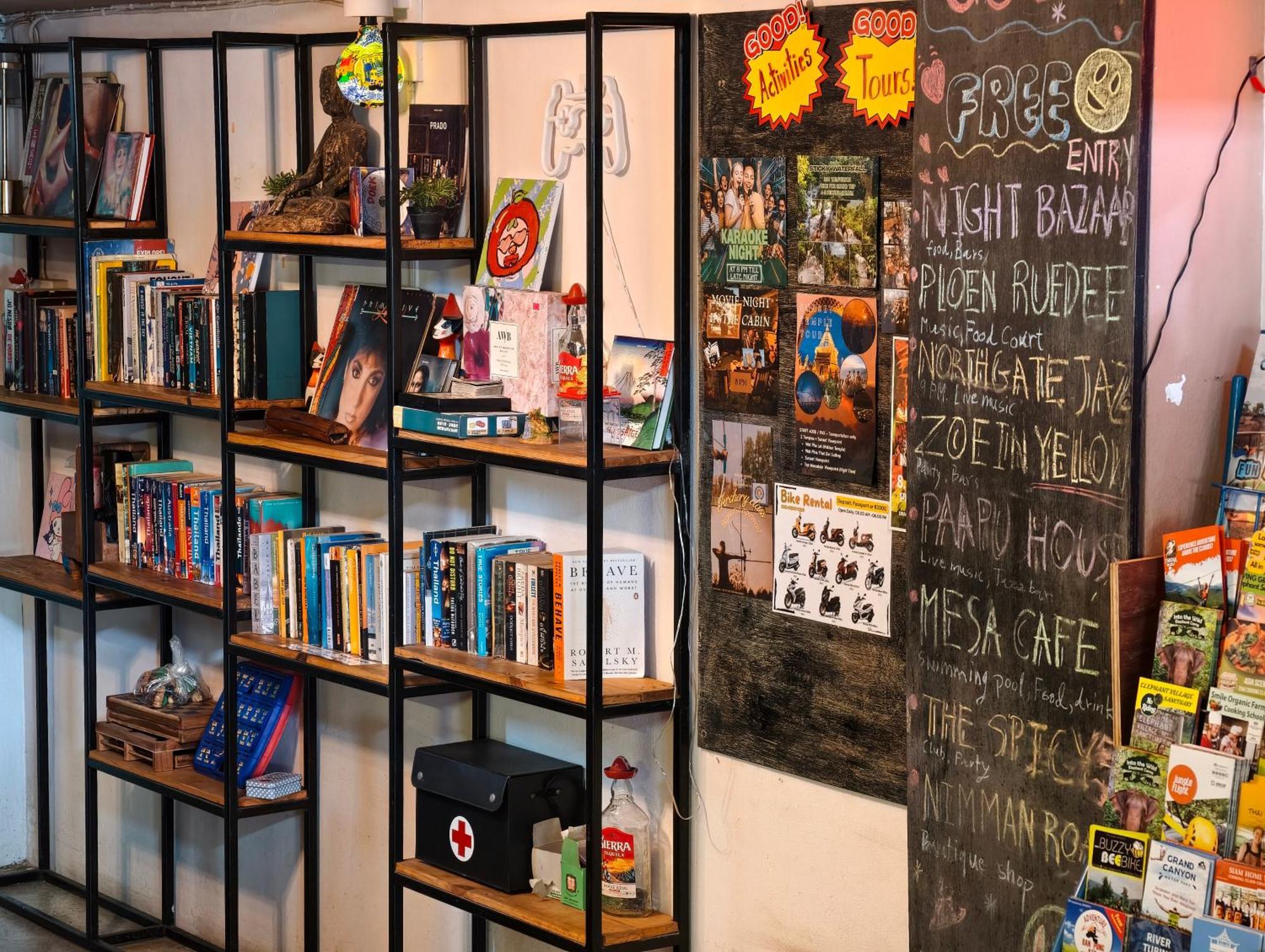 The Cabin Backpackers Hostel & Bar - Chiang Mai, Chiang Mai